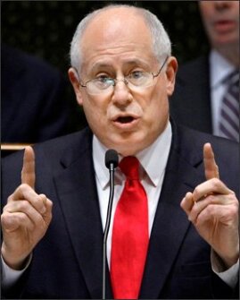 College completion, increased student aid, and the need to renovate schools were among the themes in Illinois Gov. Pat Quinn's annual address to lawmakers in Springfield, on Feb. 1. The governor also alluded to legislation passed last year, with bipartisan and union support, setting new, tougher standards for teacher evaluation and advancement.