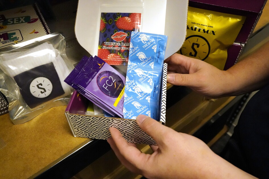 School Pregnancy Prevention Efforts Shut Down as Trump Emphasizes Abstinence