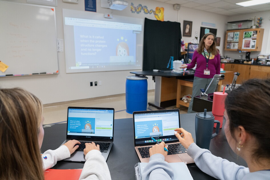 Trump Wants Teachers Trained How to Use AI. Will It Work? Trump Wants Teachers Trained How to Use AI. Will It Work?