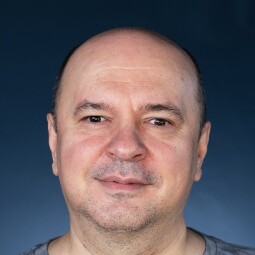 Mikhail Leonov