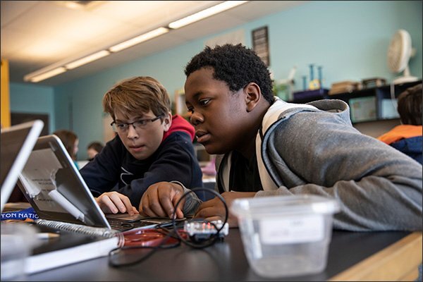 'Physical Computing' Connects Computer Science With Hands-On Learning