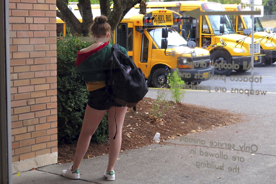 School Dress Codes Aren't Fair to Everyone, Federal Study Finds