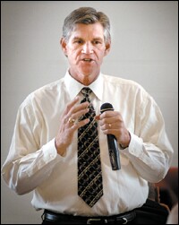 Bill Bond, a former principal whose school in West Peducah, Ky., experienced a deadly shooting, talks to educators in Montana.