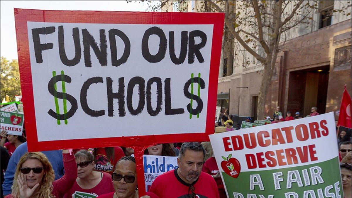 Teacher Pay: How Salaries, Pensions, and Benefits Work in Schools Teacher Pay: How Salaries, Pensions, and Benefits Work in Schools
