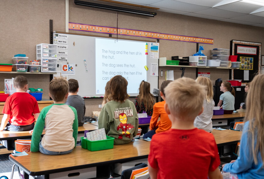 Anjanette McNeely teaches a reading block with her kindergarten students at Windridge Elementary School in Kaysville, Utah, on Dec. 4, 2025.