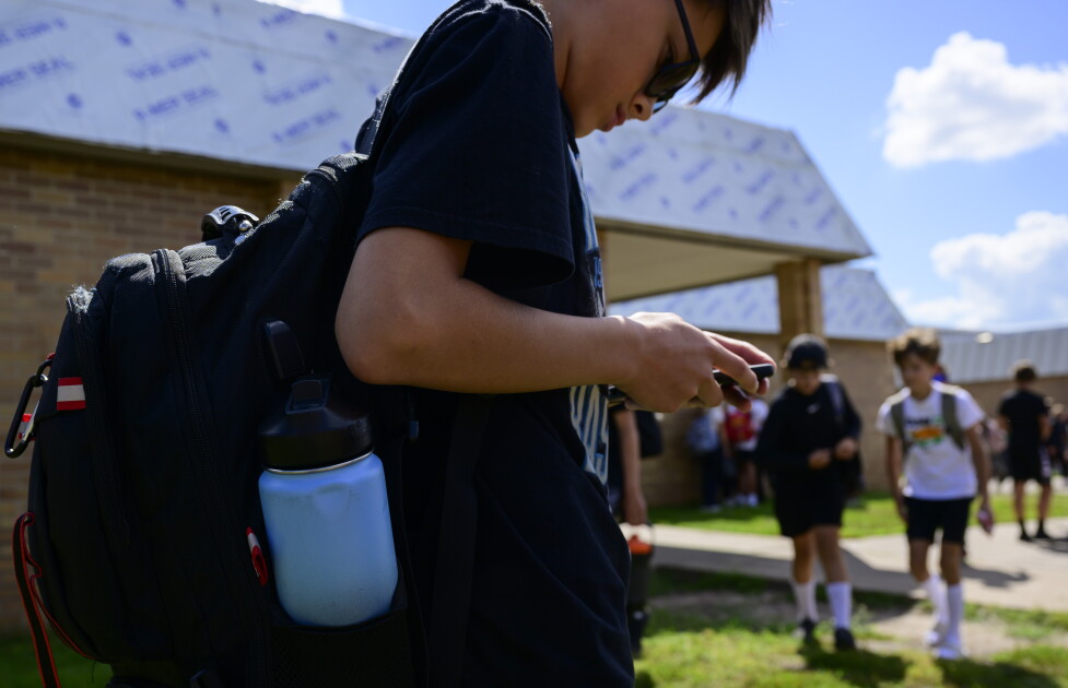 How Growing Up in a Digital World Affects Kids' Academic and Social Skills