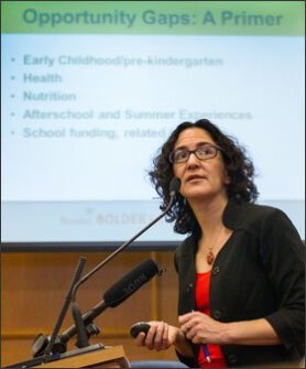 Elaine Weiss, of the Economic Policy Institute in Washington, speaks at a Nashville, Tenn., event at which supporters and opponents of school vouchers discussed proposals to create a voucher program in that state and to expand charter schools.