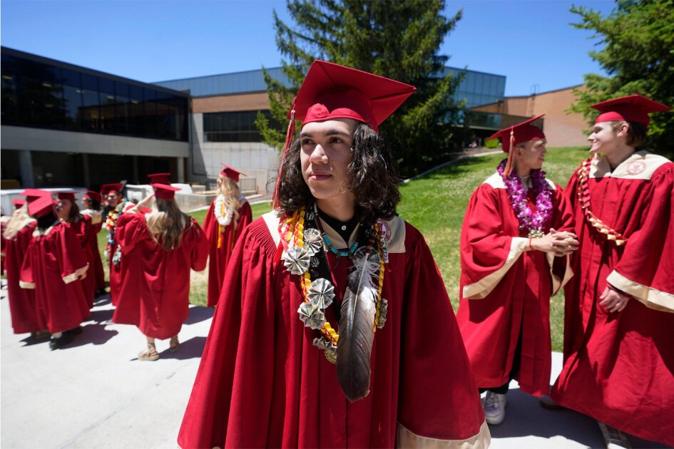 When Graduation Dress Codes Clash With Students' Cultural Expression