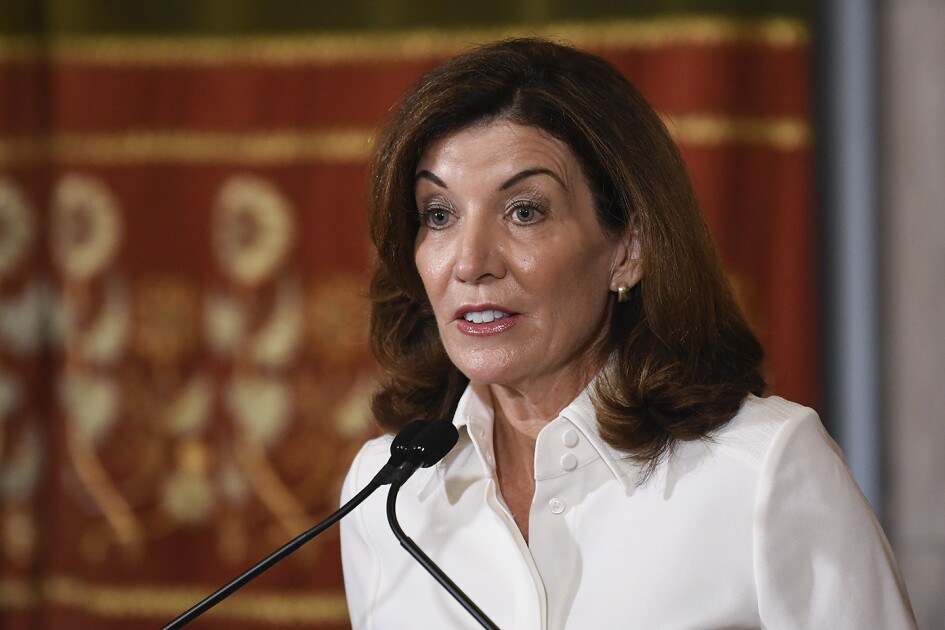 New York Will Require Masks for Everyone in Schools, Says Gov. Kathy Hochul