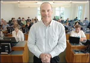 The first blog that Richardson created for his high-schoolers in 2002 freed his class from conventional notions of collaboration and data-gathering. Today, he says, “I graze on information and knowledge as I need it—and I know where to find it online.”