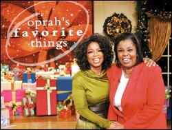 Oprah Winfrey poses with Ohio teacher DeLores Pressley