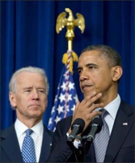 President Barack Obama, flanked by Vice President Joe Biden, discusses proposals to reduce gun violence.